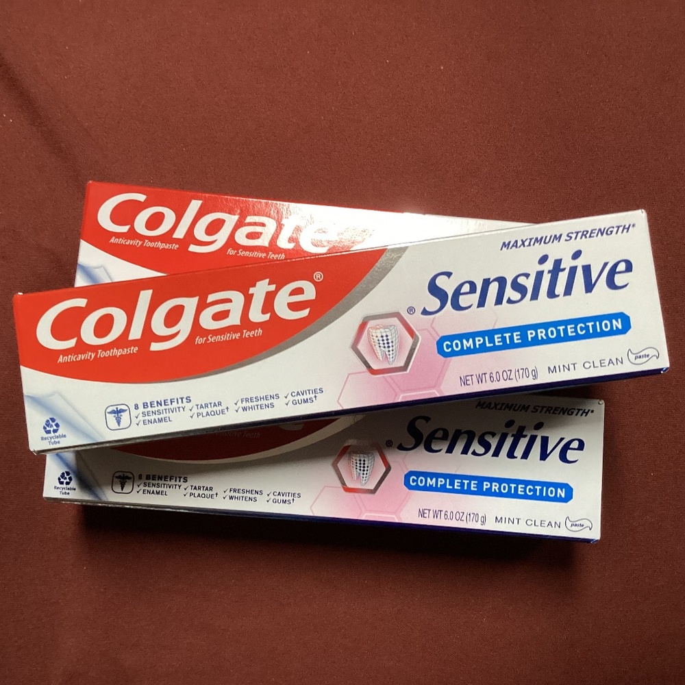 Colgate Sensitive Maximum Strength Complete Protection Mint Clean Toothpaste